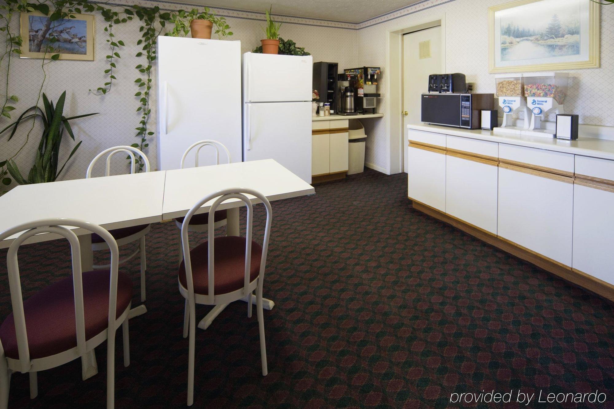 Americas Best Value Inn Winchester Ristorante foto